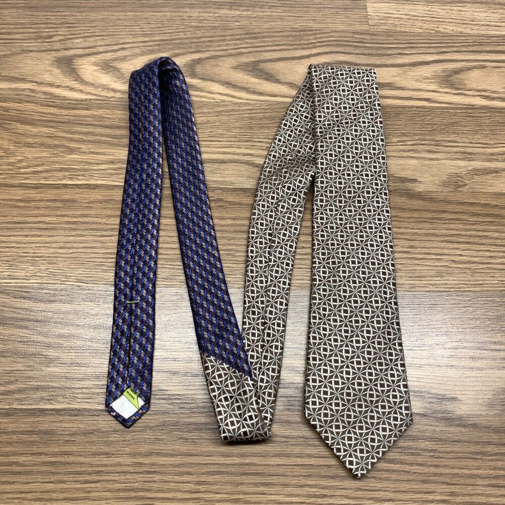 ROBERT GRAHAM‎ made in USA 100% Silk Tie Men's Brown Necktie